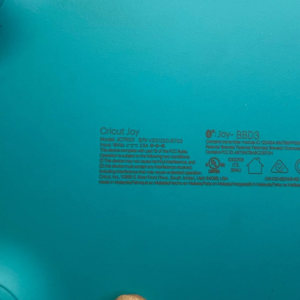Cricut Joy Smart Cutting Machine Bundle Teal Tools Vinyl Iron-On Mat JCTR101